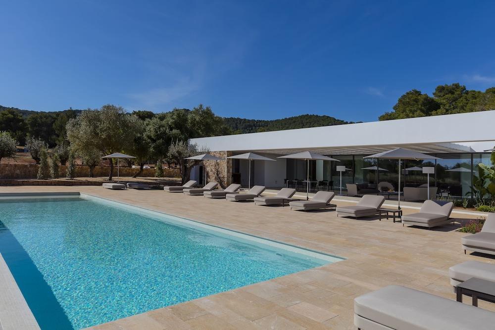 Calma Villa