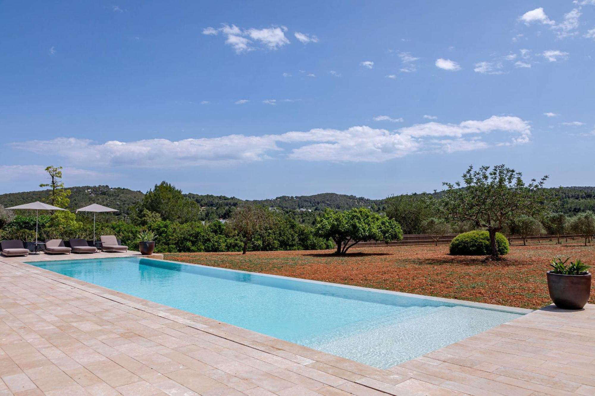 Calma Villa Sant Llorenc de Balafia